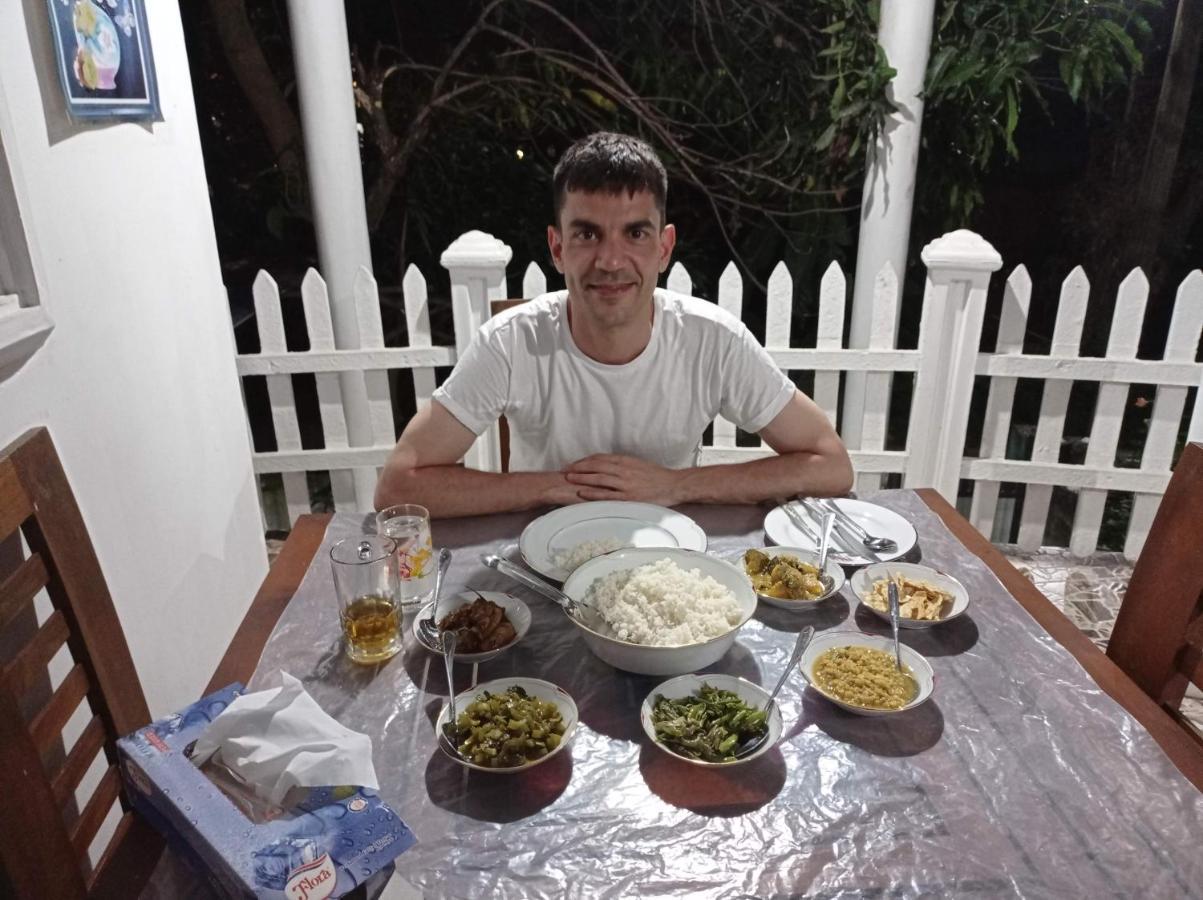 Sudu Neluma Stayforeigners Only Privatunterkunft *